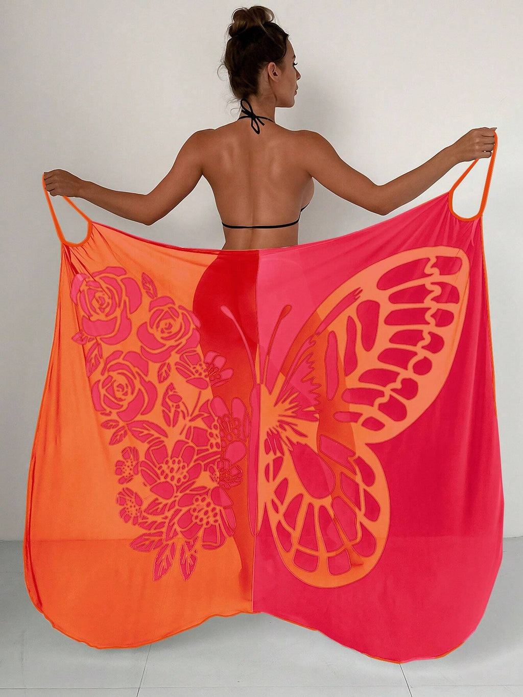 Saída de Praia Estampa Floral e Borboleta Flor de Maré — fotografia 1 | Mar & Pérola