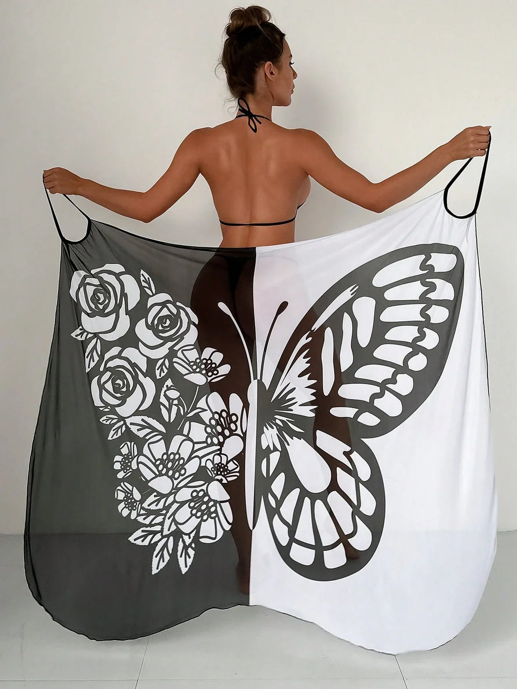 Saída de Praia Estampa Floral e Borboleta Flor de Maré — fotografia 10 | Mar & Pérola