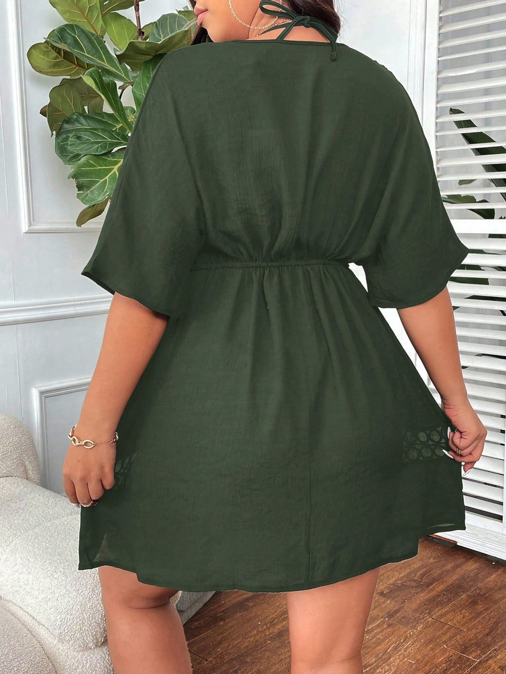 Saída de Praia Plus Size Bordado Vazado Orla Solar — fotografia 7 | Mar & Pérola