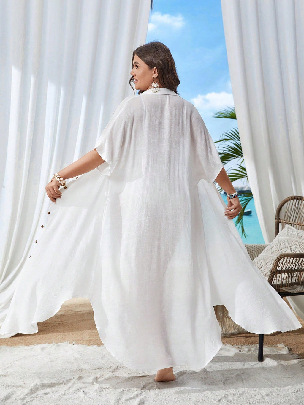 Saída de Praia Plus Size Camisa Longa Costa Serena — fotografia 3 | Mar & Pérola