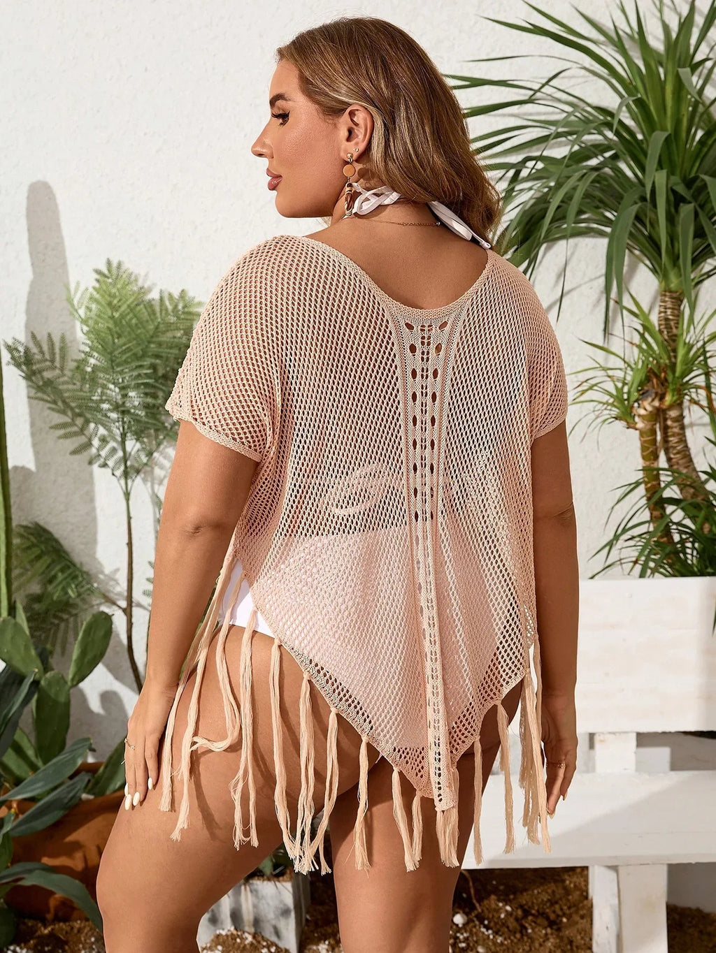 Saída de Praia Plus Size Manga Curta Franjas