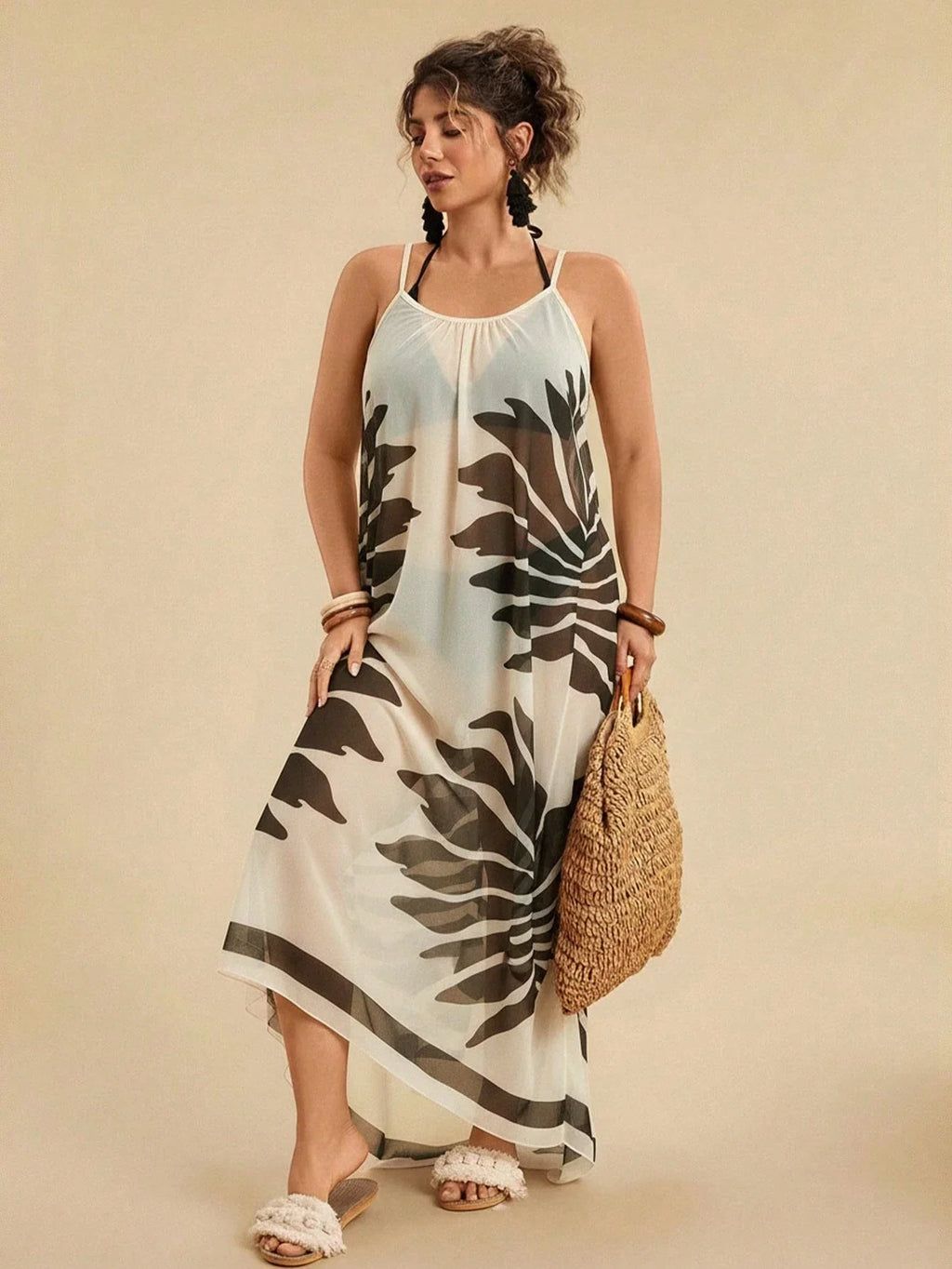 Saída de Praia Plus Size Ziguezague Vazada