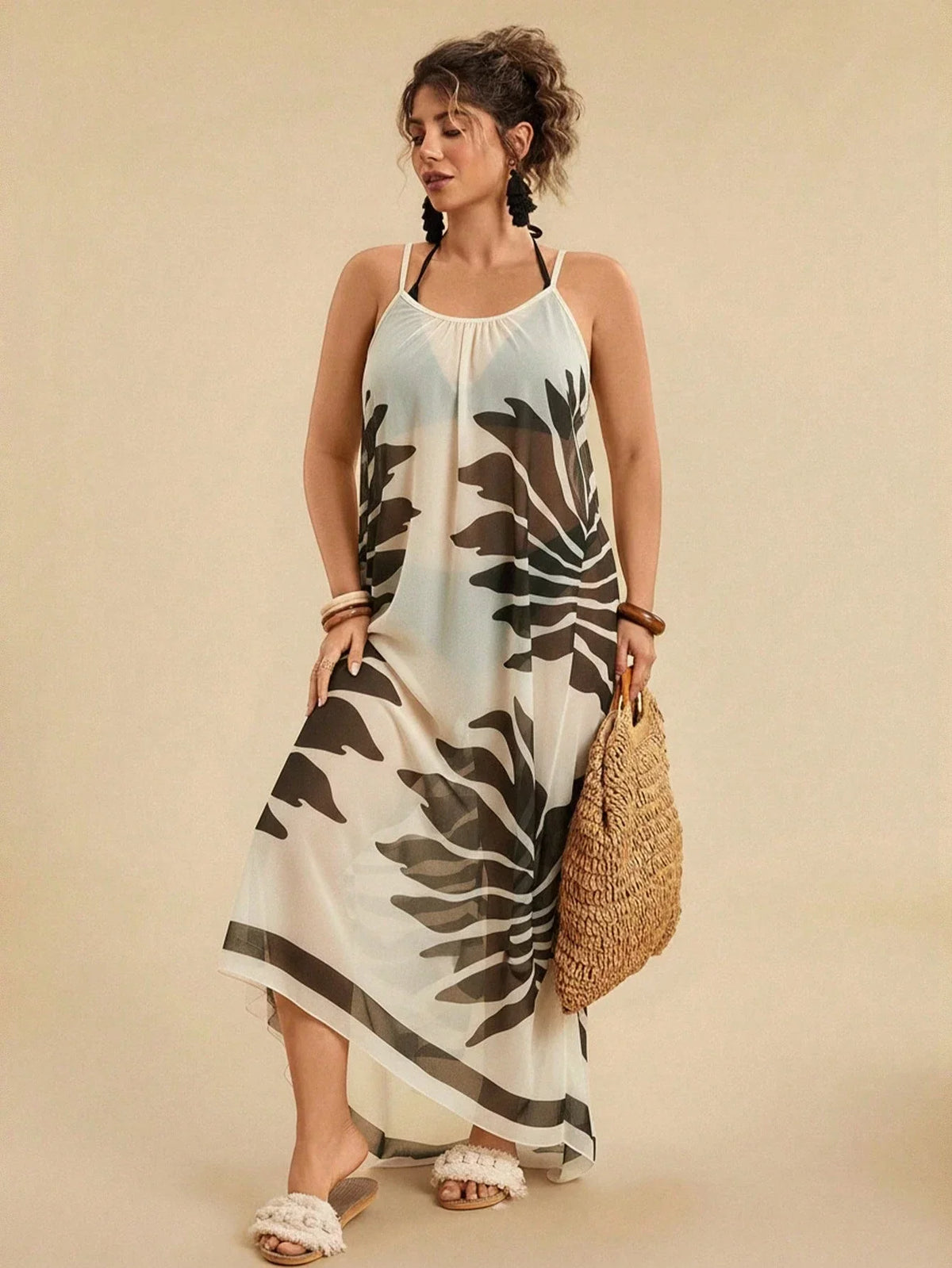 Saída de Praia Plus Size Ziguezague Vazada
