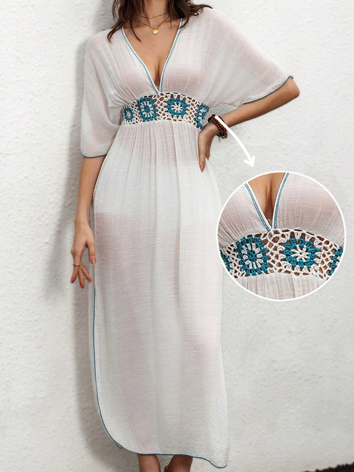 Saída de Praia Vestido Crochê Manga Morcego Floral Flor de Maré — fotografia 7 | Mar & Pérola