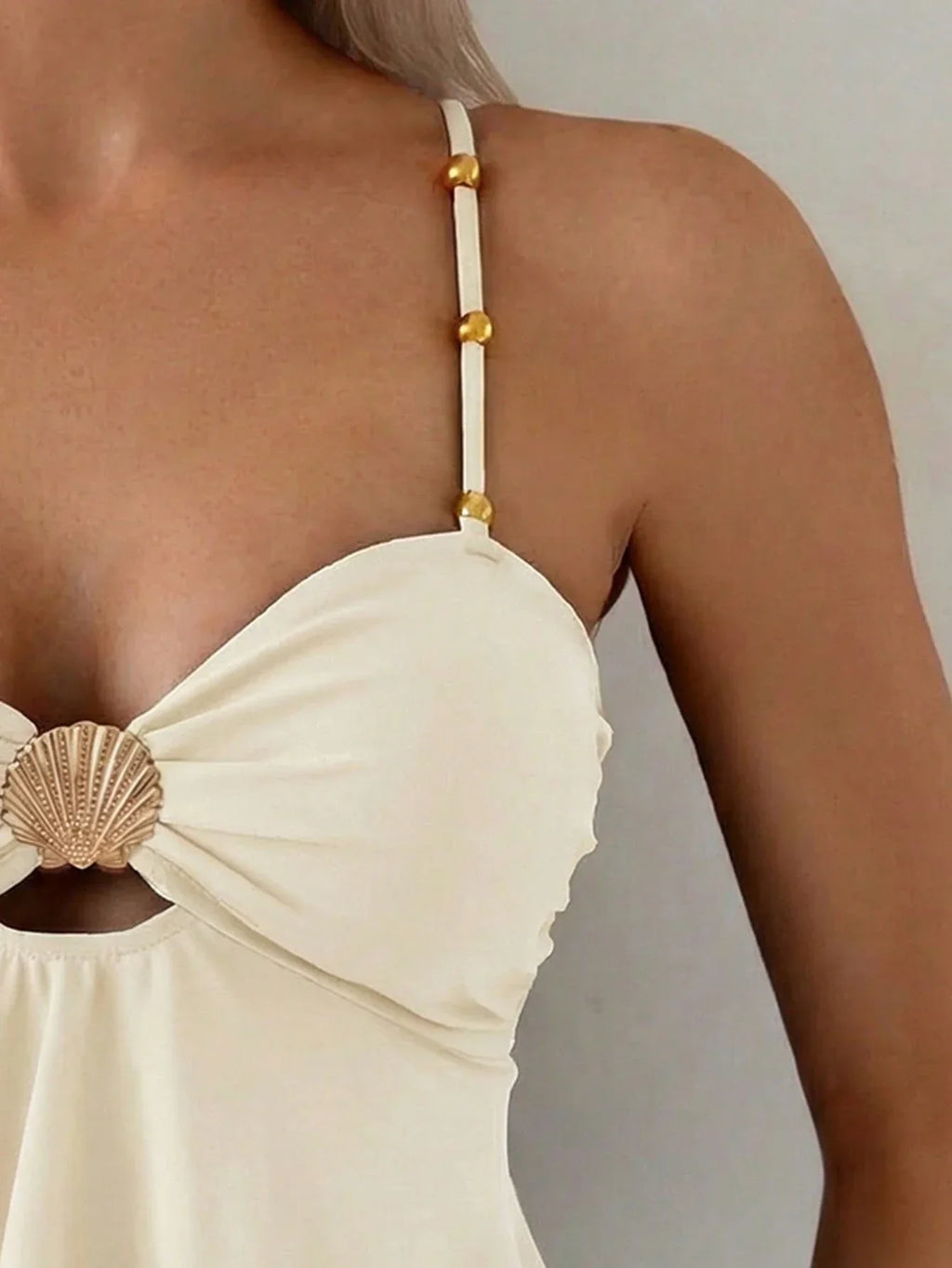 Tankini Enrugado Enseada com Babado e Alças Finas — fotografia 9 | Mar & Pérola