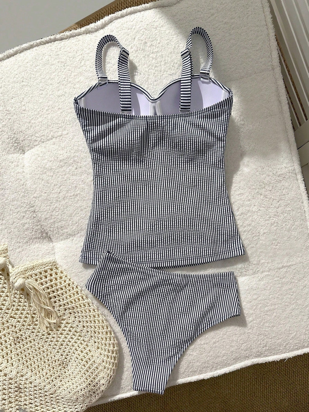 Tankini Push-Up Sol da Enseada com Fivela e Efeito Franzido — fotografia 17 | Mar & Pérola