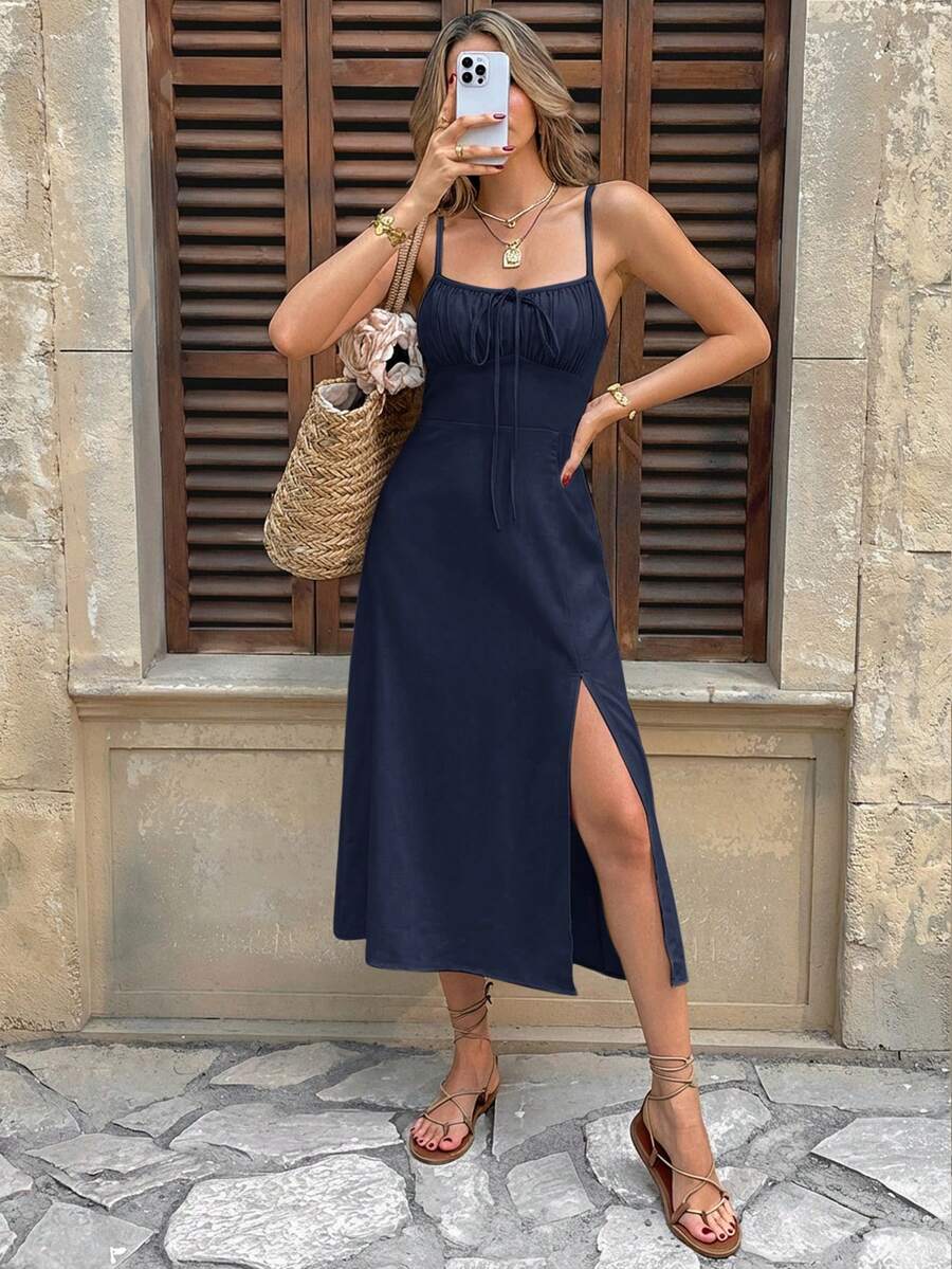 Vestido Camiseta Brisa da Ilha com Amarração e Fenda — fotografia 6 | Mar & Pérola