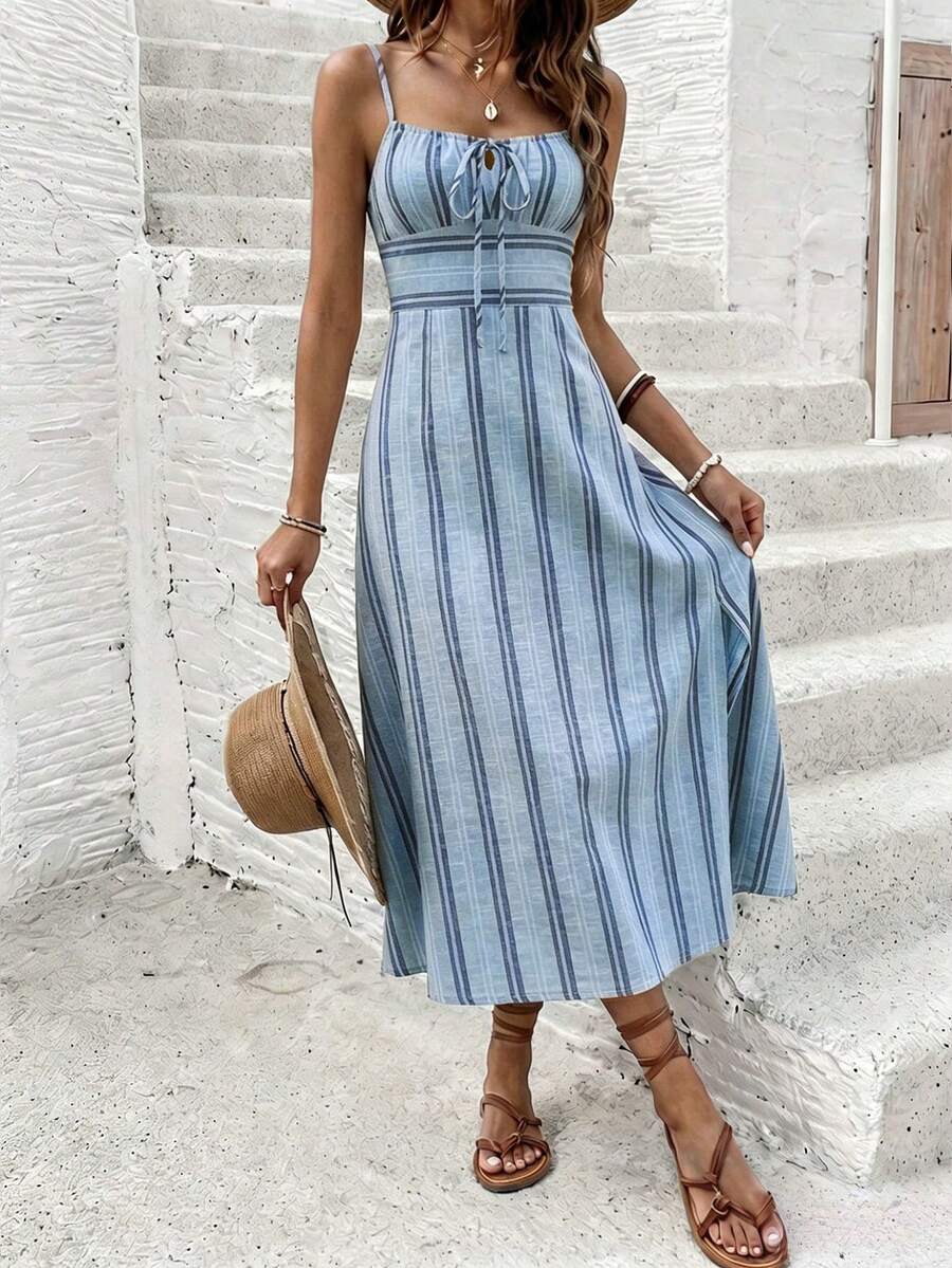 Vestido Camiseta Brisa da Ilha com Amarração e Fenda — fotografia 56 | Mar & Pérola
