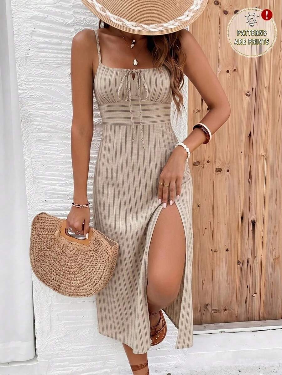 Vestido Camiseta Brisa da Ilha com Amarração e Fenda — fotografia 65 | Mar & Pérola