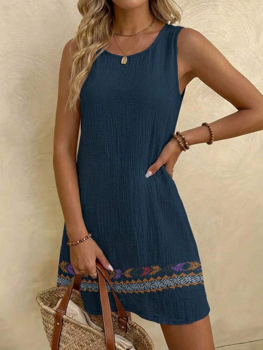 Vestido Curto Boho de Algodão Enseada Boho com Bordado — fotografia 5 | Mar & Pérola