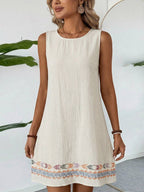 Vestido Curto Boho de Algodão Enseada Boho com Bordado — fotografia 15 | Mar & Pérola