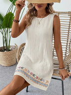 Vestido Curto Boho de Algodão Enseada Boho com Bordado — fotografia 18 | Mar & Pérola