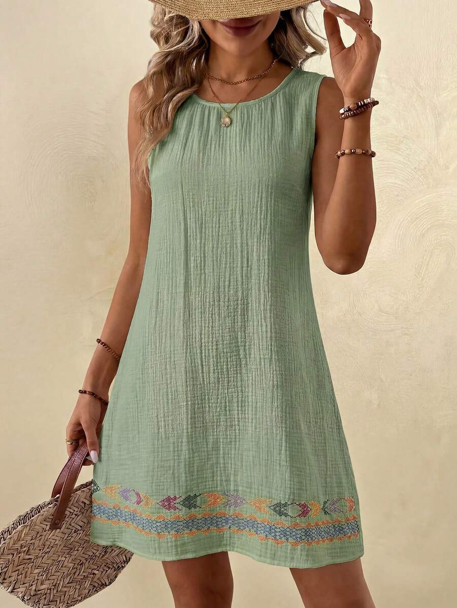 Vestido Curto Boho de Algodão Enseada Boho com Bordado — fotografia 48 | Mar & Pérola