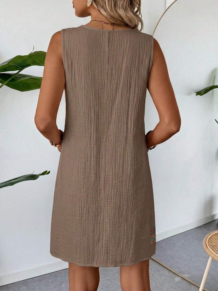 Vestido Curto Boho de Algodão Enseada Boho com Bordado — fotografia 60 | Mar & Pérola