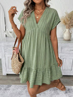 Vestido Curto Boho Orla Boho com Babado e Detalhe em Pompom — fotografia 23 | Mar & Pérola