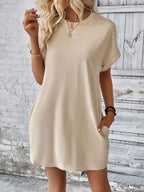 Vestido Curto Camiseta Brisa da Ilha com Bolsos e Manga Morcego — fotografia 4 | Mar & Pérola