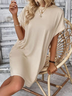 Vestido Curto Camiseta Brisa da Ilha com Bolsos e Manga Morcego — fotografia 5 | Mar & Pérola
