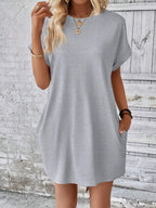 Vestido Curto Camiseta Brisa da Ilha com Bolsos e Manga Morcego — fotografia 73 | Mar & Pérola