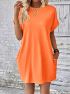 Vestido Curto Camiseta Brisa da Ilha com Bolsos e Manga Morcego — fotografia 97 | Mar & Pérola