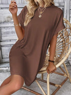 Vestido Curto Camiseta Brisa da Ilha com Bolsos e Manga Morcego — fotografia 111 | Mar & Pérola
