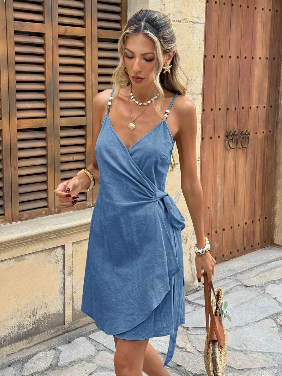Vestido Curto de Alças Finas Costa Serena com Transpasse e Nó nas Costas — fotografia 14 | Mar & Pérola