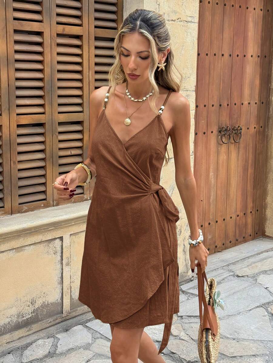 Vestido Curto de Alças Finas Costa Serena com Transpasse e Nó nas Costas — fotografia 24 | Mar & Pérola