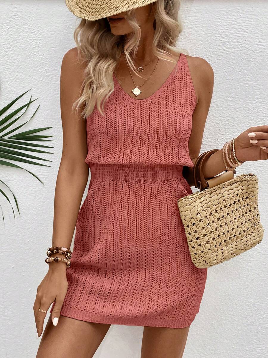 Vestido Curto de Tricô Costa Serena com Decote U e Costas Abertas — fotografia 59 | Mar & Pérola