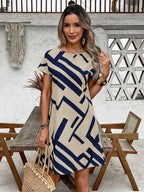 Vestido Curto Estilo Camiseta Geometria Solar com Estampa Geométrica — fotografia 32 | Mar & Pérola