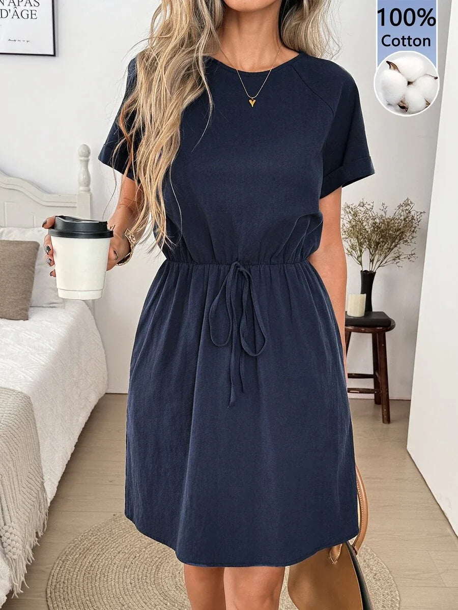 Vestido Curto Evasê Brisa da Costa com Amarração na Cintura e Bolsos — fotografia 37 | Mar & Pérola