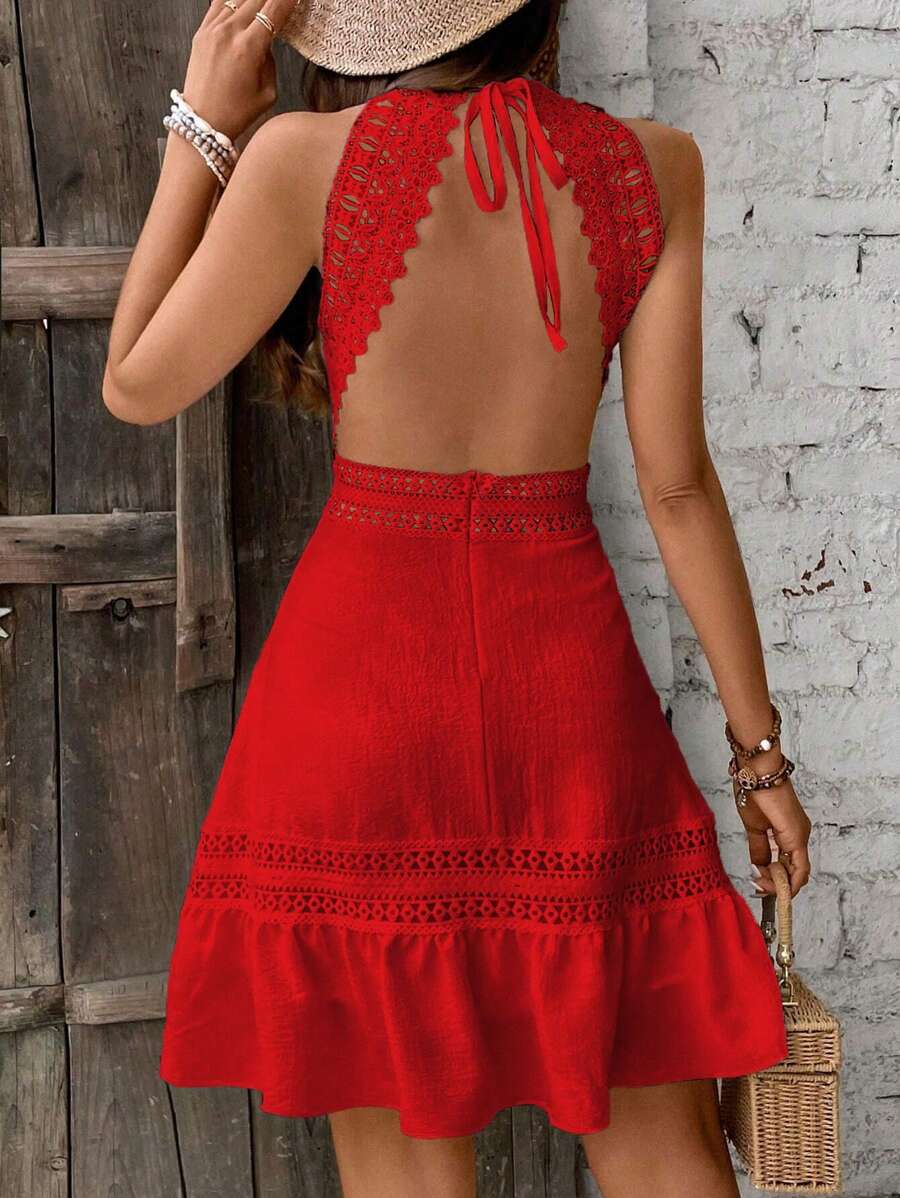Vestido Curto Halter Brisa da Ilha com Babado e Laço — fotografia 6 | Mar & Pérola