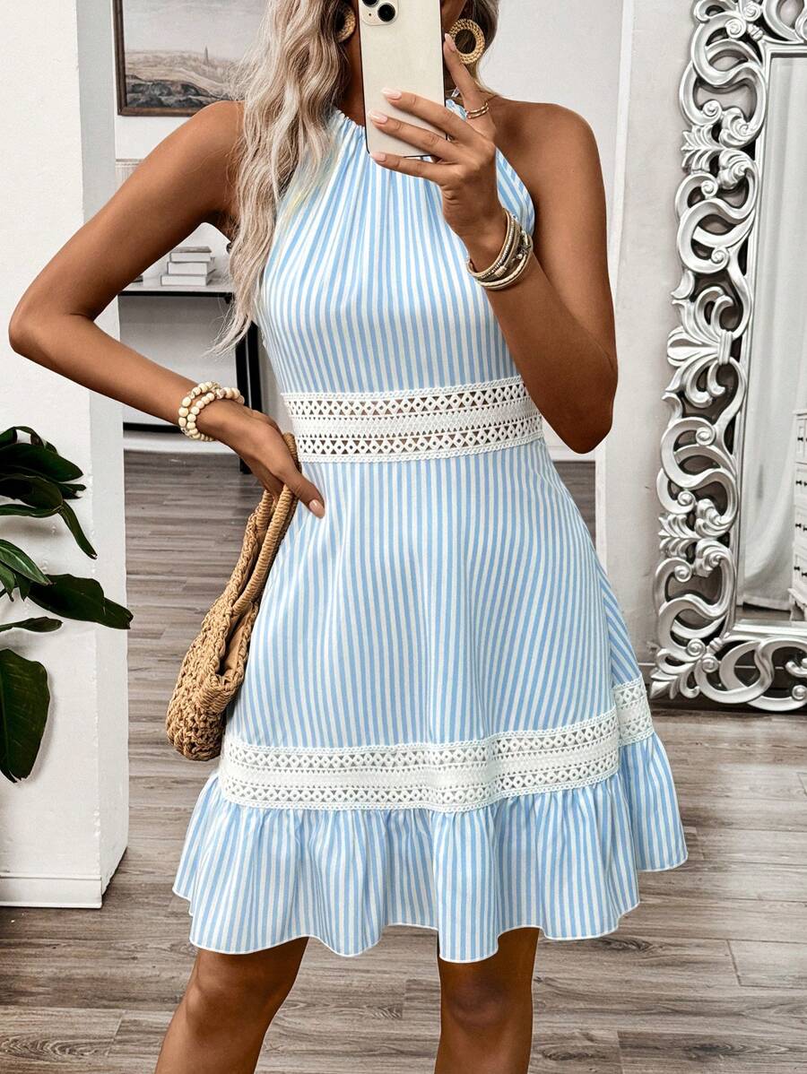 Vestido Curto Halter Brisa da Ilha com Babado e Laço — fotografia 33 | Mar & Pérola