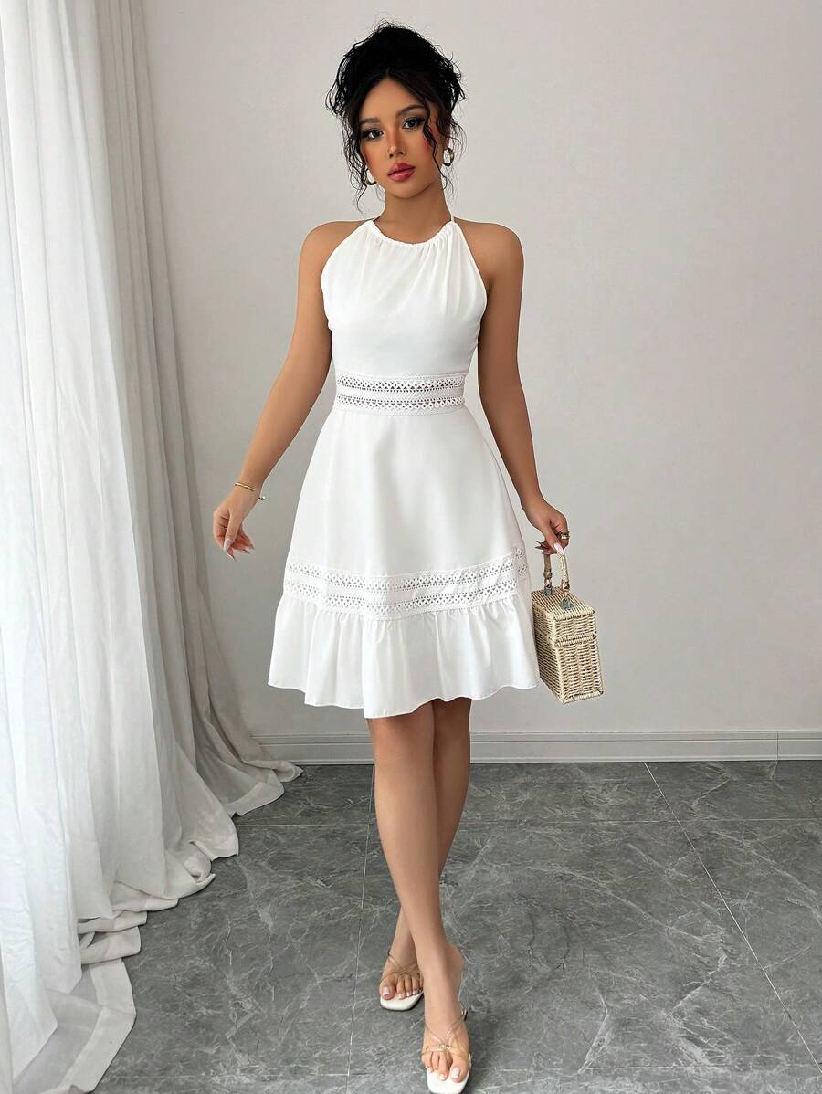Vestido Curto Halter Brisa da Ilha com Babado e Laço — fotografia 38 | Mar & Pérola