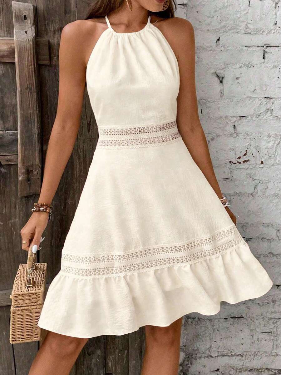 Vestido Curto Halter Brisa da Ilha com Babado e Laço — fotografia 50 | Mar & Pérola