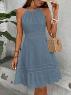 Vestido Curto Halter Brisa da Ilha com Babado e Laço — fotografia 63 | Mar & Pérola