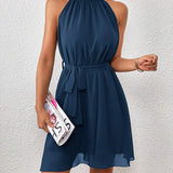 Vestido Curto Halter Maré Serena em Chiffon com Cinto