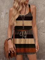 Vestido Curto Listrado Ritmo da Costa com Decote U e Costas Abertas — fotografia 11 | Mar & Pérola