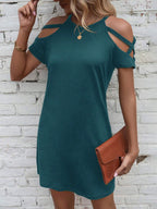 Vestido Curto Ombro a Ombro Brisa da Ilha com Detalhe Vazado — fotografia 19 | Mar & Pérola