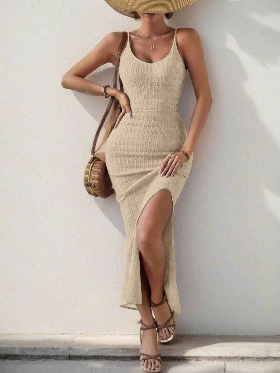 Vestido Longo Canelado Sol da Enseada com Alças Finas e Fenda Lateral — fotografia 30 | Mar & Pérola
