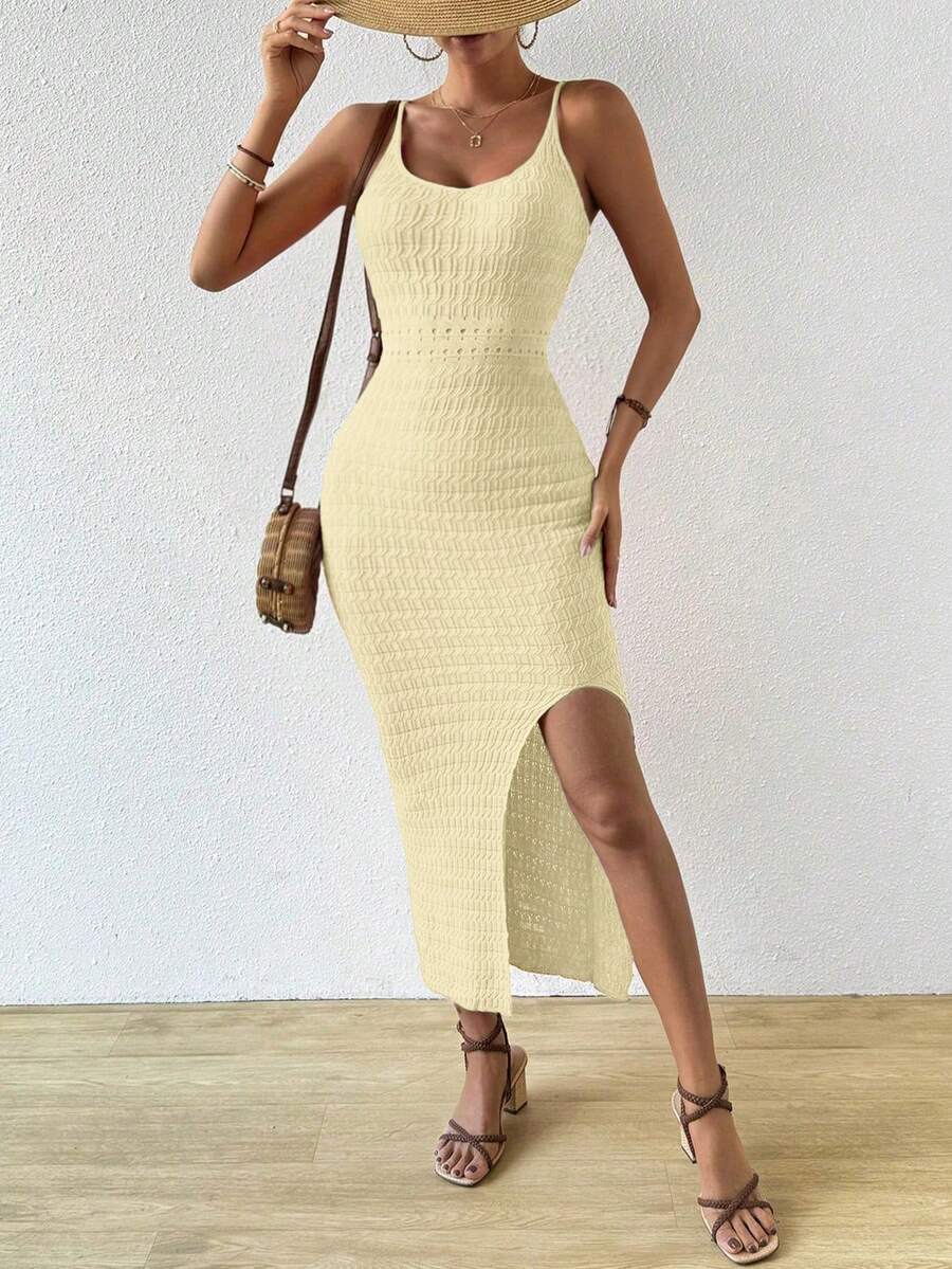 Vestido Longo Canelado Sol da Enseada com Alças Finas e Fenda Lateral — fotografia 39 | Mar & Pérola