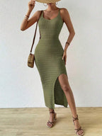 Vestido Longo Canelado Sol da Enseada com Alças Finas e Fenda Lateral — fotografia 47 | Mar & Pérola