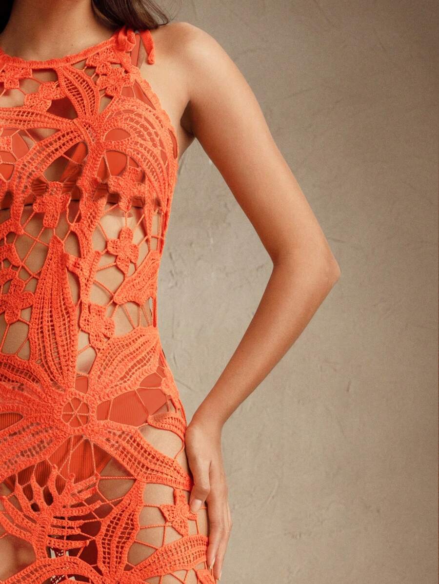 Vestido Longo Costa Serena com Estampa de Palmeira e Aberturas Laterais — fotografia 3 | Mar & Pérola