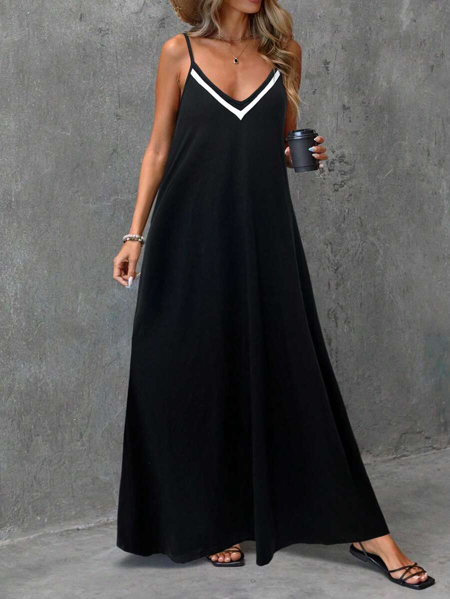 Vestido Longo de Malha Enseada com Cintura Contrastada e Costas Abertas — fotografia 6 | Mar & Pérola