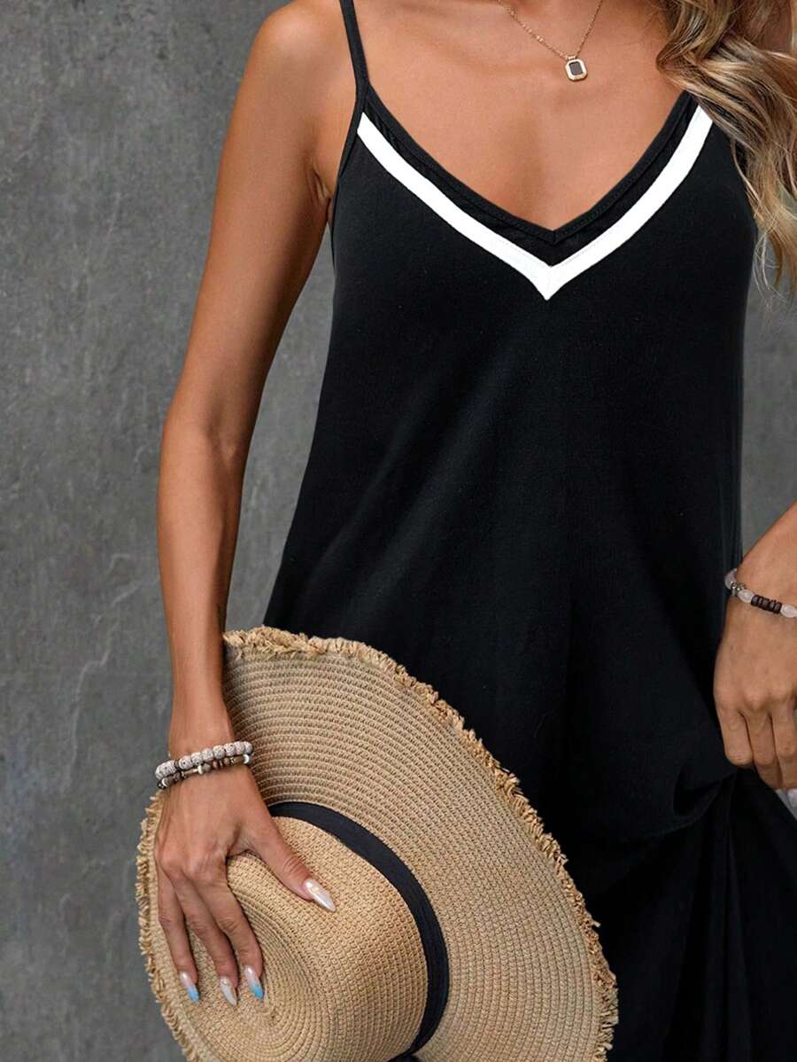 Vestido Longo de Malha Enseada com Cintura Contrastada e Costas Abertas — fotografia 11 | Mar & Pérola
