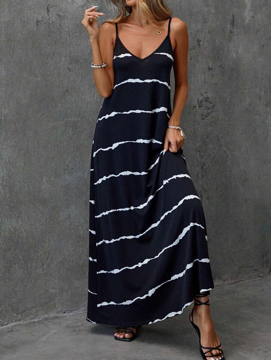 Vestido Longo de Malha Sol da Enseada com Estampa de Folhas de Coqueiro — fotografia 3 | Mar & Pérola