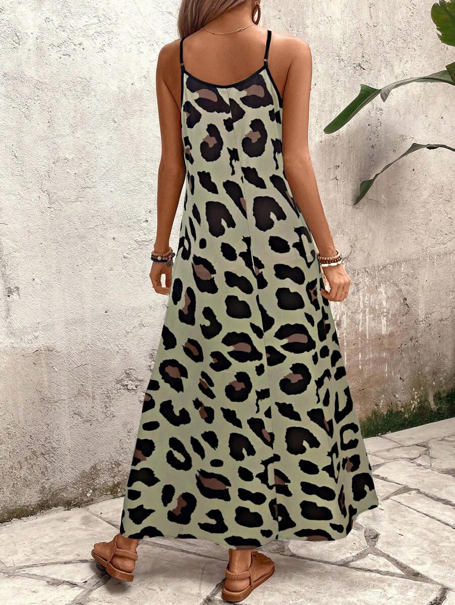 Vestido Longo Estampa de Leopardo Costa Selvagem com Costas Abertas — fotografia 8 | Mar & Pérola
