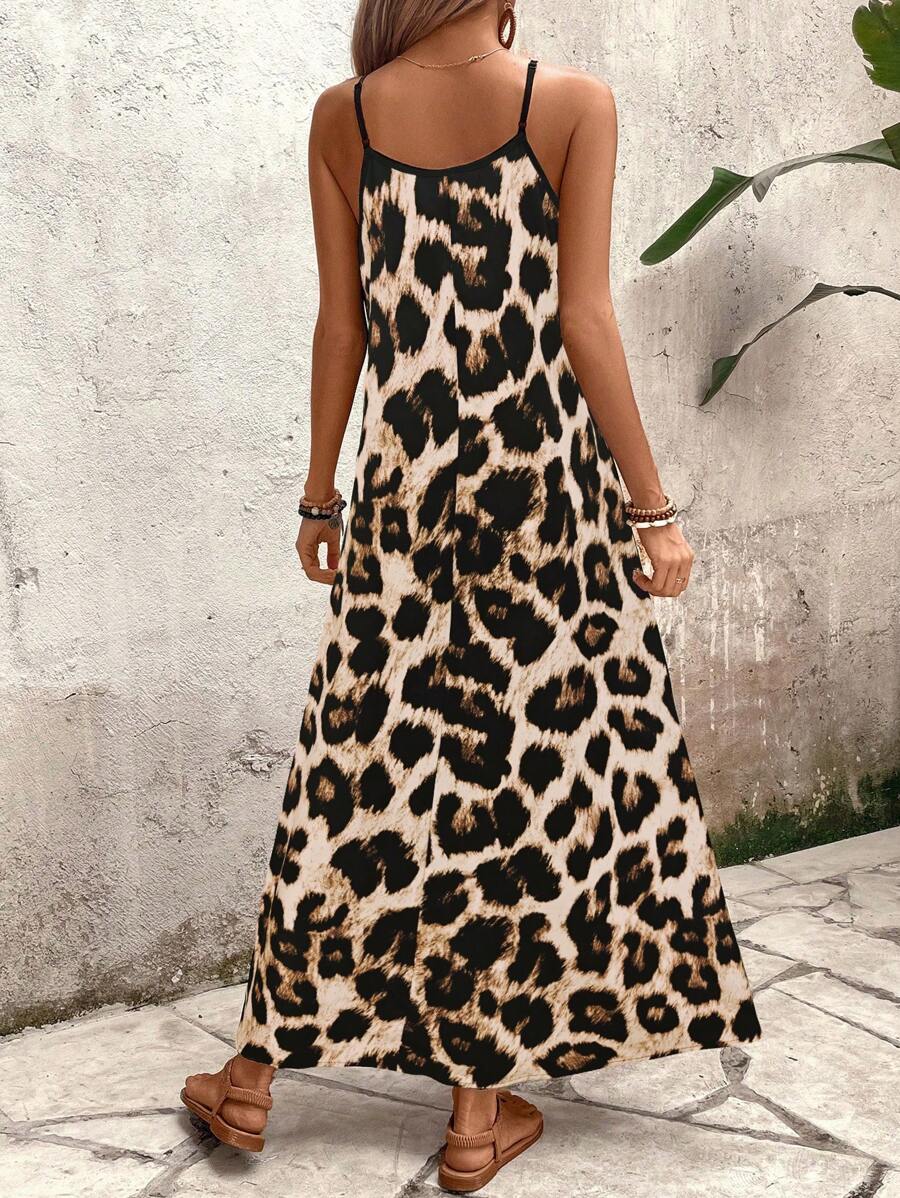 Vestido Longo Estampa de Leopardo Costa Selvagem com Costas Abertas — fotografia 15 | Mar & Pérola