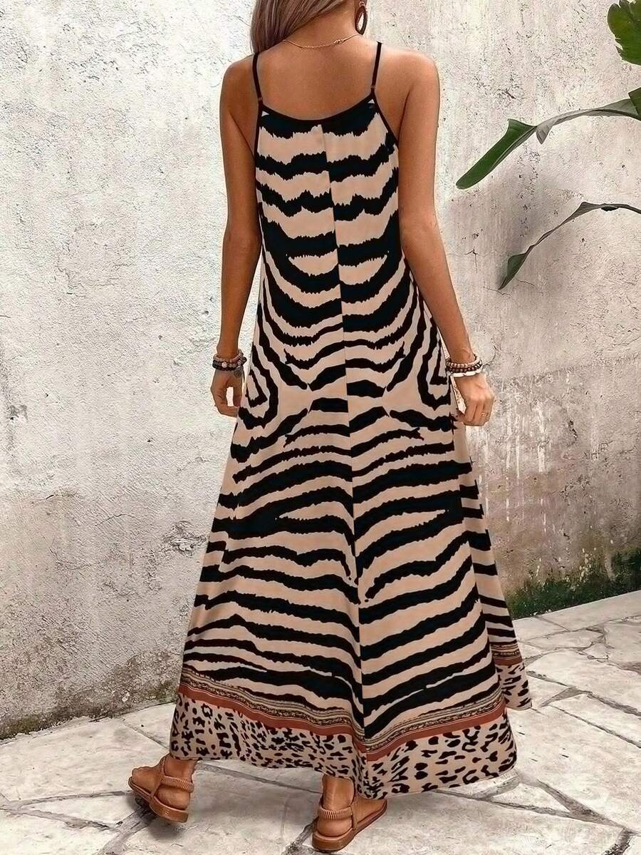Vestido Longo Estampa de Onça Costa Serena com Alças Finas — fotografia 17 | Mar & Pérola