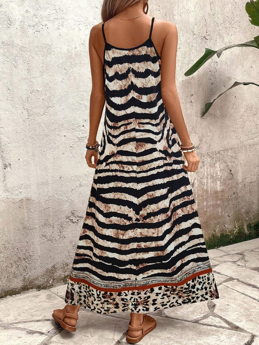 Vestido Longo Estampa de Onça Costa Serena com Alças Finas — fotografia 75 | Mar & Pérola