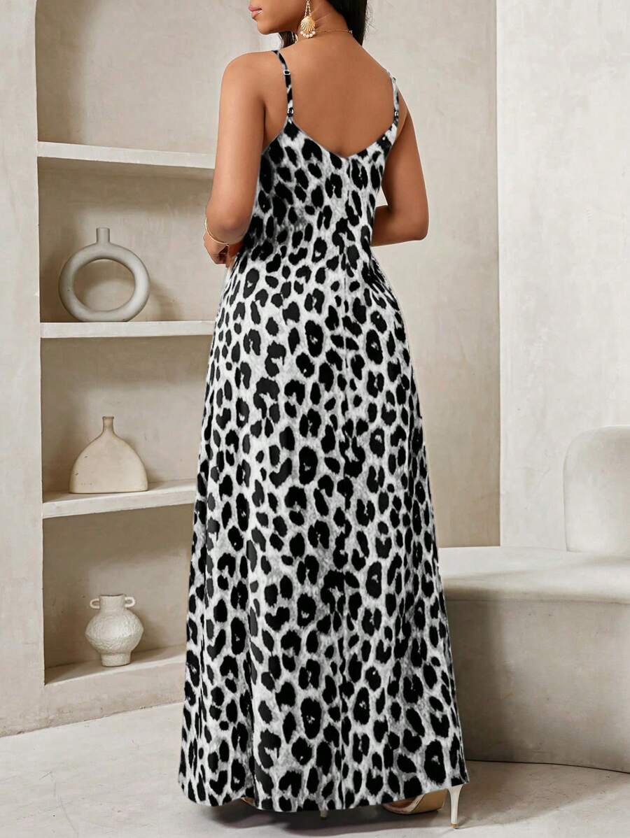 Vestido Longo Floral Decote V Flor de Maré com Aplicação de Rosa 3D — fotografia 16 | Mar & Pérola