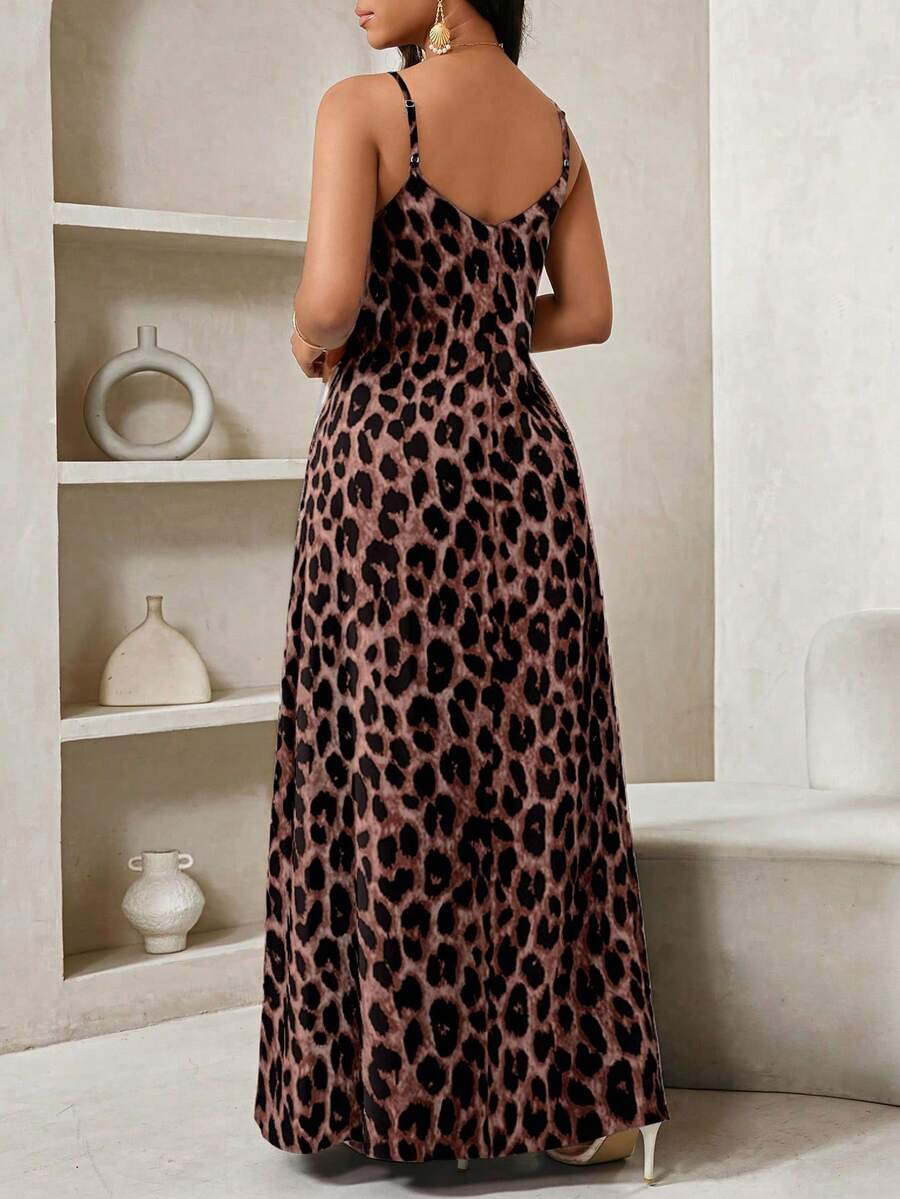 Vestido Longo Floral Decote V Flor de Maré com Aplicação de Rosa 3D — fotografia 32 | Mar & Pérola